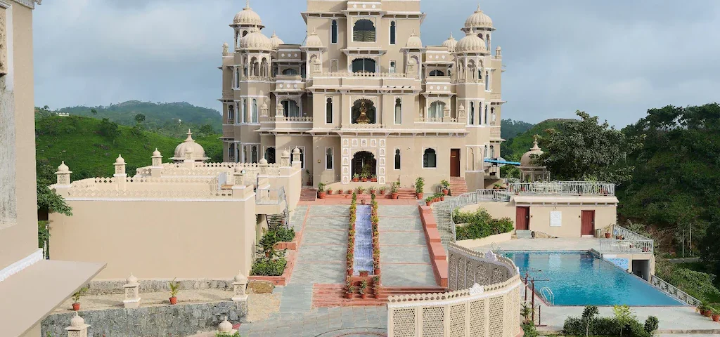 luxury hotel in kumbhalgarh