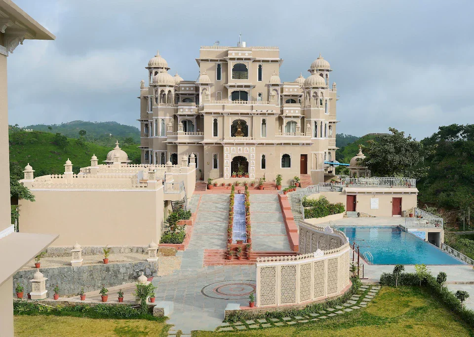 luxury hotel in kumbhalgarh